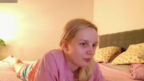 tinasiner online show from 05-16-26, 03:00