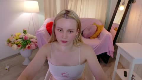 tinasiner online show from 07-26-26, 02:02