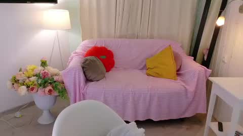 tinasiner online show from 07-28-26, 07:39