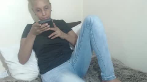 Snapshot of tinaxxxpetite chatting on 02-07-25, 07:38 Tina online show from 02-07-25, 07:38