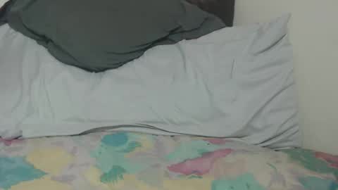 Snapshot of tinaxxxpetite chatting on 10-21-25, 05:46 Tina online show from 10-21-25, 05:46