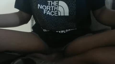 Snapshot of tinaxxxpetite chatting on 11-09-25, 12:03 Tina online show from 11-09-25, 12:03