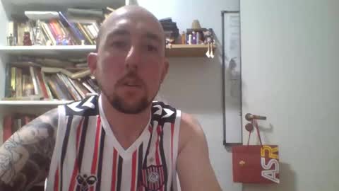 tinchox42 online show from 10-11-25, 06:45