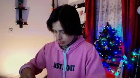 I AM BELLA  ----------- follow my  IG  TINNS 69 online show from 12-23-24, 02:02