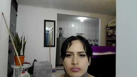 I AM BELLA  ----------- follow my  IG  TINNS 69 online show from 03-02-25, 05:01