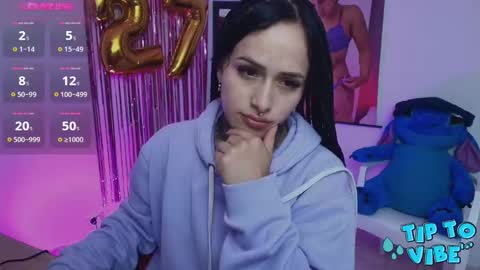 I AM BELLA  ----------- follow my  IG  TINNS 69 online show from 03-07-25, 07:05