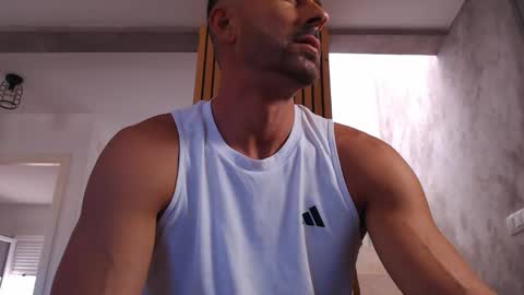 tinoclandestino online show from 09-14-25, 08:24