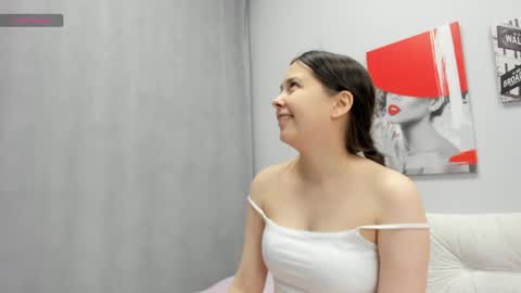JuJu online show from 05-18-26, 04:07
