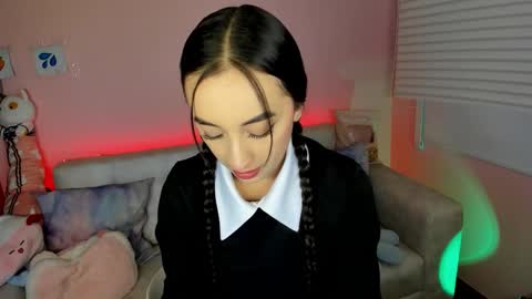 tiny_cora online show from 11-09-25, 04:27