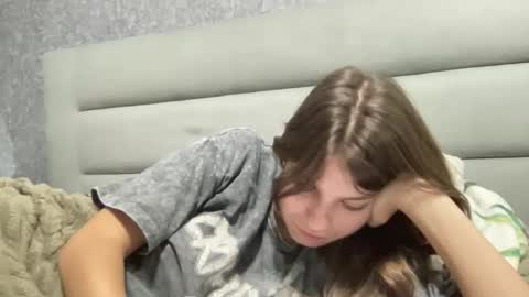 Gloria online show from 10-03-25, 03:36