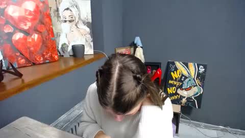 Gloria online show from 10-14-25, 06:03