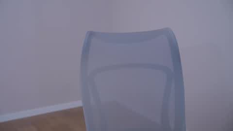 Snapshot of tiny_miracle chatting on 04-14-26, 03:40 Lyssa online show from 04-14-26, 03:40