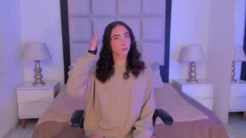 Thomm  Independent Model online show from 02-01-26, 09:13