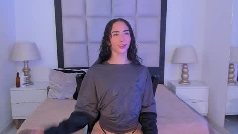 Thomm  Independent Model online show from 02-09-26, 06:39