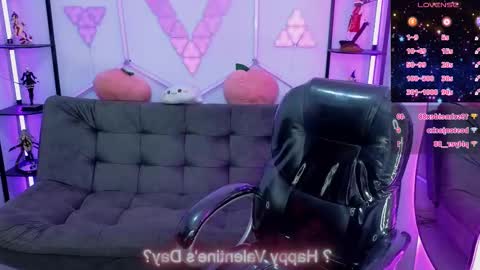 Snapshot of tiny_vixen_ chatting on 02-12-25, 06:51 tiny_vixen_ online show from 02-12-25, 06:51