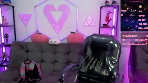 Snapshot of tiny_vixen_ chatting on 02-13-25, 10:11 tiny_vixen_ online show from 02-13-25, 10:11