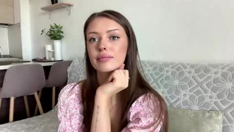 Mona online show from 05-18-26, 11:27