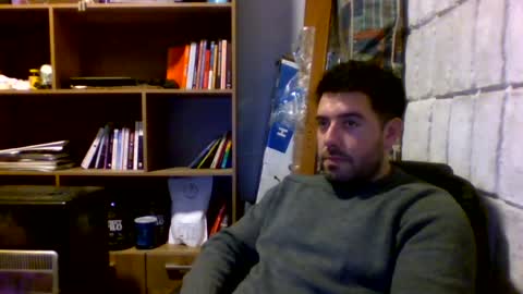 Snapshot of tinycock9393 chatting on 07-05-26, 04:19 Benja online show from 07-05-26, 04:19
