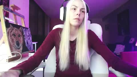 stage Kylie Sinner  brand CLITBAIT online show from 09-26-25, 07:12