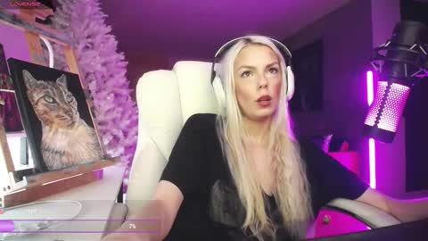 stage Kylie Sinner  brand CLITBAIT online show from 02-18-26, 06:42