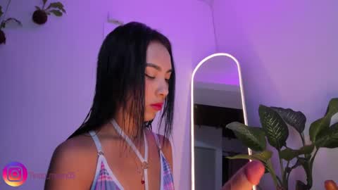 Snapshot of tinymoon_ chatting on 03-11-25, 11:37 Luna online show from 03-11-25, 11:37