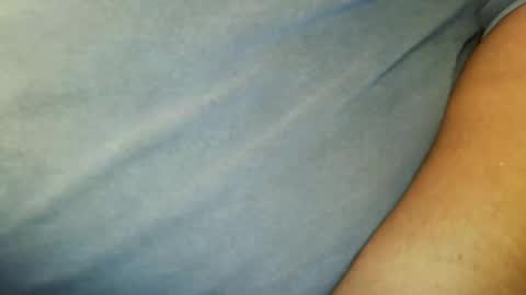 Snapshot of tinypecker6 chatting on 04-30-26, 04:35 tinypecker6 online show from 04-30-26, 04:35