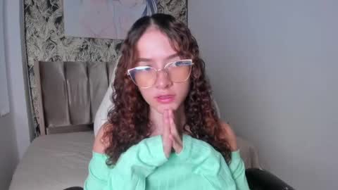Snapshot of tinysophi chatting on 06-04-26, 02:23 tinysophi online show from 06-04-26, 02:23