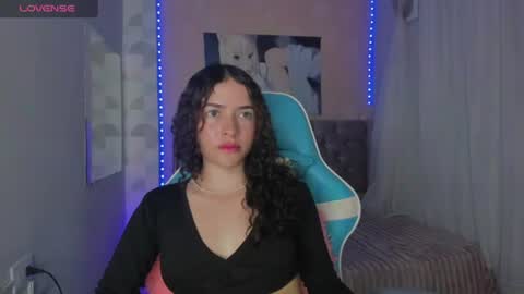 Snapshot of tinysophi chatting on 07-22-26, 02:09 tinysophi online show from 07-22-26, 02:09