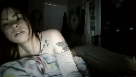 Snapshot of tinytittiexx chatting on 04-22-26, 10:44 tinytittiexx online show from 04-22-26, 10:44
