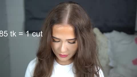 Lili online show from 10-15-25, 05:24