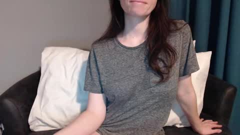 TinyyTina online show from 01-05-25, 06:02