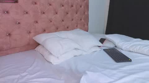 Snapshot of tiphani_walker_ chatting on 05-28-26, 07:00 Tiphani Walker online show from 05-28-26, 07:00