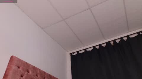 Snapshot of tiphani_walker_ chatting on 08-08-26, 09:39 Tiphani Walker online show from 08-08-26, 09:39