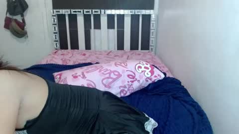 Snapshot of tipperloverasian chatting on 07-19-26, 03:38 LAYD online show from 07-19-26, 03:38