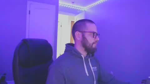 Snapshot of tippertonight chatting on 12-27-24, 07:40 tippertonight online show from 12-27-24, 07:40