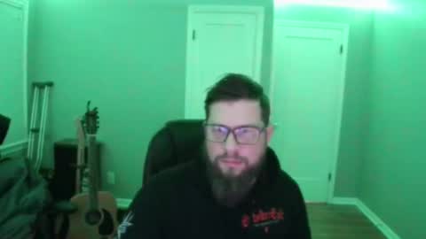 Snapshot of tippertonight chatting on 11-17-25, 06:30 tippertonight online show from 11-17-25, 06:30