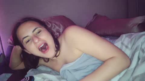 Snapshot of tipsytoesdaisy chatting on 02-14-25, 09:24 Tipsy Daisy online show from 02-14-25, 09:24