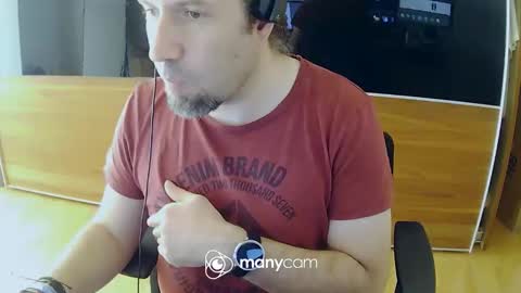 Snapshot of tirolerboy27 chatting on 11-04-25, 12:15 Tirolerboy27 online show from 11-04-25, 12:15