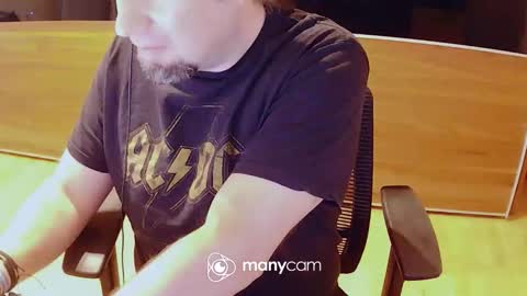 Snapshot of tirolerboy27 chatting on 11-06-25, 08:59 Tirolerboy27 online show from 11-06-25, 08:59