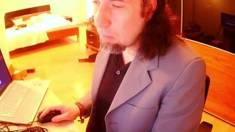 Snapshot of tirolerboy27 chatting on 02-18-26, 07:26 Tirolerboy27 online show from 02-18-26, 07:26