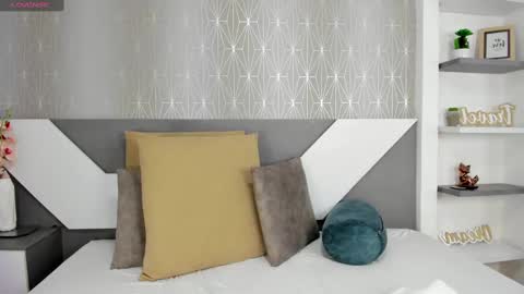 Snapshot of tisha_cole chatting on 02-10-25, 12:19 Tisha online show from 02-10-25, 12:19