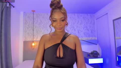 Snapshot of tisha_cole chatting on 11-15-25, 02:53 Tisha online show from 11-15-25, 02:53