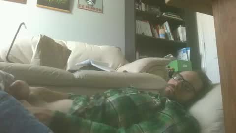 Snapshot of titlovercums chatting on 02-13-26, 06:15 titlovercums online show from 02-13-26, 06:15