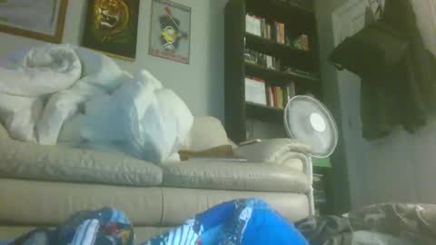 titlovercums online show from 05-18-26, 09:26