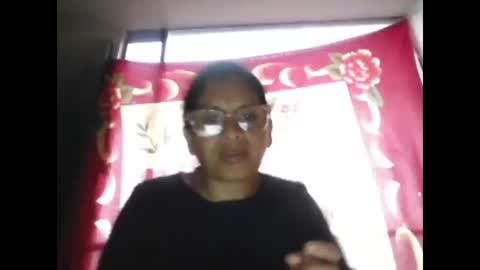 Ester online show from 12-31-24, 10:58