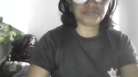 Snapshot of titssmall123 chatting on 06-11-26, 03:32 Ester online show from 06-11-26, 03:32