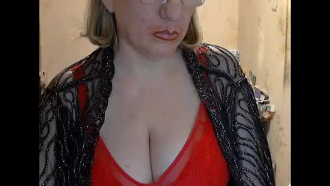 tittylina online show from 12-19-24, 05:51