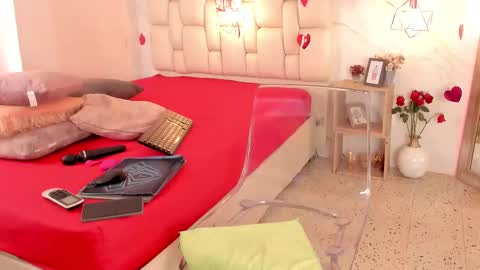 Tivizay online show from 02-15-25, 02:22