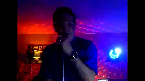 Snapshot of tkthedj chatting on 02-02-25, 01:08 TK online show from 02-02-25, 01:08