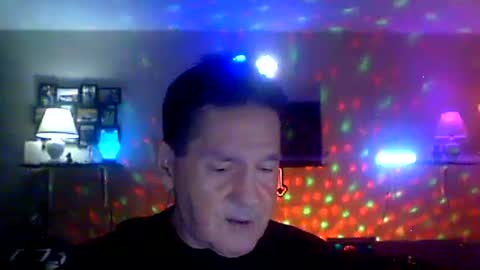 Snapshot of tkthedj chatting on 11-22-25, 04:22 TK online show from 11-22-25, 04:22